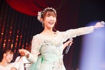 NMB48安部若菜、25歳の誕生日に卒業コンサート開催！淡いグリーンのドレス姿で8年半の活動に感謝