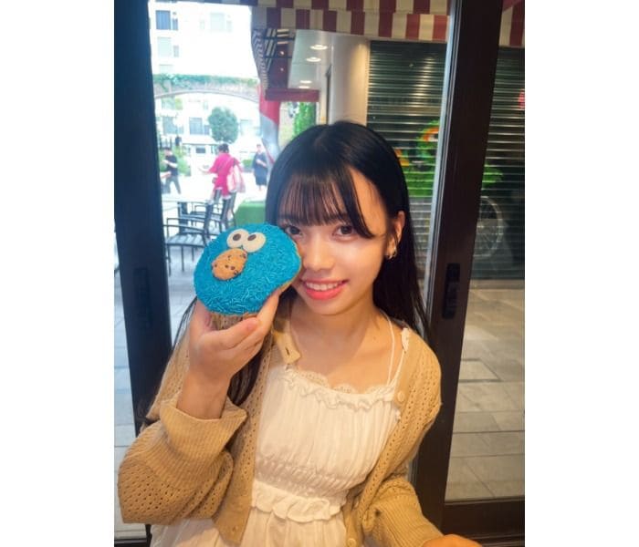 千歳ゆず、清楚感バツグン!透明感あふれる美肌がチャーミングな夏コーデ披露