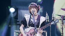 BAND-MAID、最新キラーチューン「Dilly-Dally」のお給仕（ライブ）映像を公開！ソールドアウト続出中のワールドツアー、ファイナル日本武道館2days公演含むチケット受付がスタート！