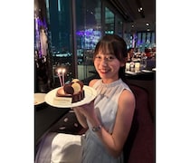 志田音々、妹・こはくや家族に囲まれ28歳の誕生日を報告！温かな祝福に「早速ニヤニヤまるです」