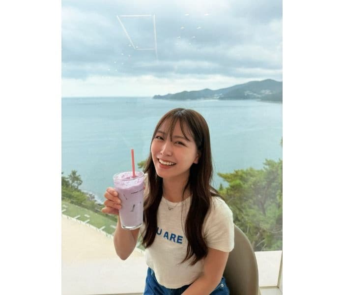 白間美瑠、デニムショートパンツ姿で韓国・麗水を満喫!家族旅行の思い出を公開