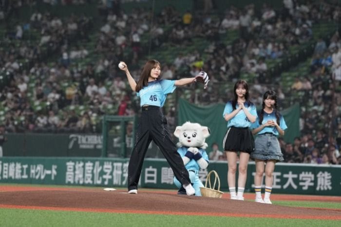 乃木坂46・柴田柚菜、セレモニアルピッチでノーバウンド投球！「100点満点です」