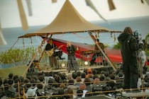 ReoNa、過去最大規模のぴあアリーナMM2days開催決定！奄美凱旋ライブで静脈ツアー＆新曲結々の唄も発表