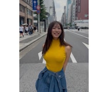 「何がとは言わないが天才」白戸ゆめの、ファン絶賛のカラフルコーデでキュートな笑顔