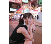 上坂すみれ、シックなミニ丈ブラックコーデでファン魅了！！