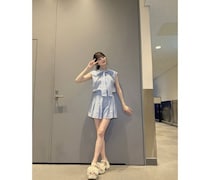 「スタイル良すぎる！！」本田紗来、色白美脚が映える全身ショットを公開！
