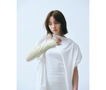 のん、透明感あふれるホワイトコーデにファン「震える」「これこそ本当の可愛いすぎるだ」の声