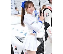 城戸ひなの、ポニーテールがきわだつ小顔×ミニ丈コスチュームで魅了！！