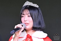 【動画】グラビアアイドル・三雲そら、美ボディ際立つペイズリービキニ姿でグランプリを受賞の喜びを語る「最終目標は表紙になれたら嬉しいな！」＜ミスヤングチャンピオン2026授賞式＞