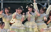 【動画】≒JOY、かわいくフリルがたなびくイエロー衣装でトップバッターとしてボルテージを上げる！＜2026 神宮外苑花火大会＞