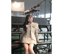 渡辺 美優紀、「大きなリボンがとってもかわいい」ワントーンコーデを披露