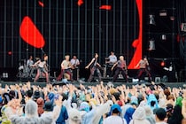 STARGLOW、「SUMMER SONIC 2026」初出演！最新曲「Drivin' My Life」など全7曲を熱唱