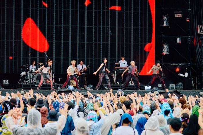 STARGLOW、「SUMMER SONIC 2026」初出演！最新曲「Drivin' My Life」など全7曲を熱唱