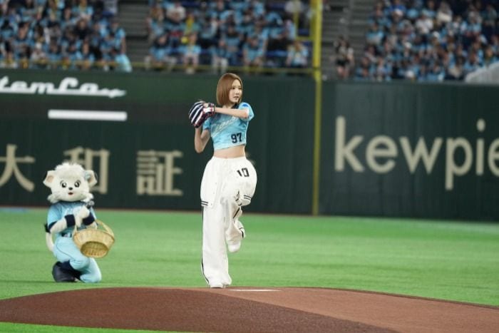 Hearts2Hearts、4万人集結の東京ドームでパフォーマンス!ジウが始球式に登場