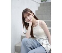 新谷姫加、デニムを履きこなすブルーコーデにファン悶絶！