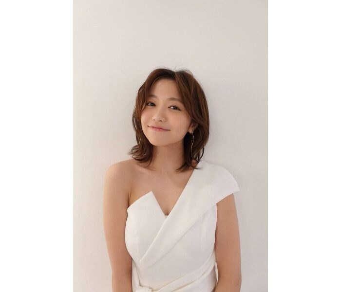 大原優乃、気品あふれるドレス姿に釘付け！！「セクシー優乃さんですね」「衣装めちゃくちゃかわいい」