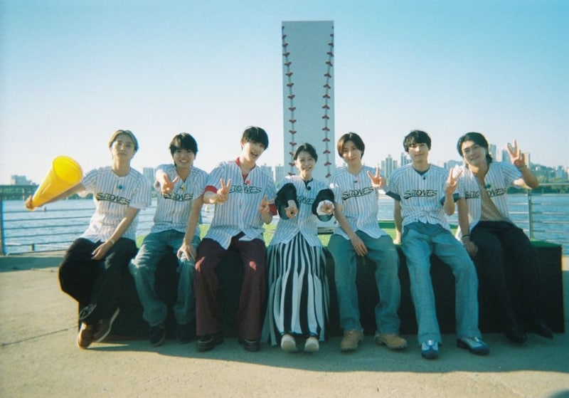歌姫・中森明菜、SixTONESと韓国グルメを食べ歩き!