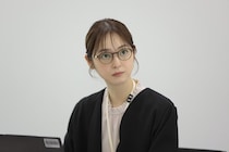 『告白』佐々木希、麻里子を支える“頼れる秘書”役 竹田泉とは「信頼し合える砕けた関係性」
