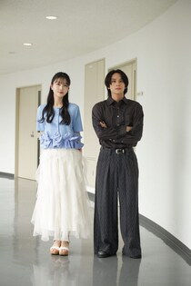 【土曜ドラマ『告白－25年目の秘密－』久保史緒里＆山下幸輝インタビュー後編】松村北斗のミステリアスな目に惹かれる？撮影現場で感じる先輩たちのありがたさ
