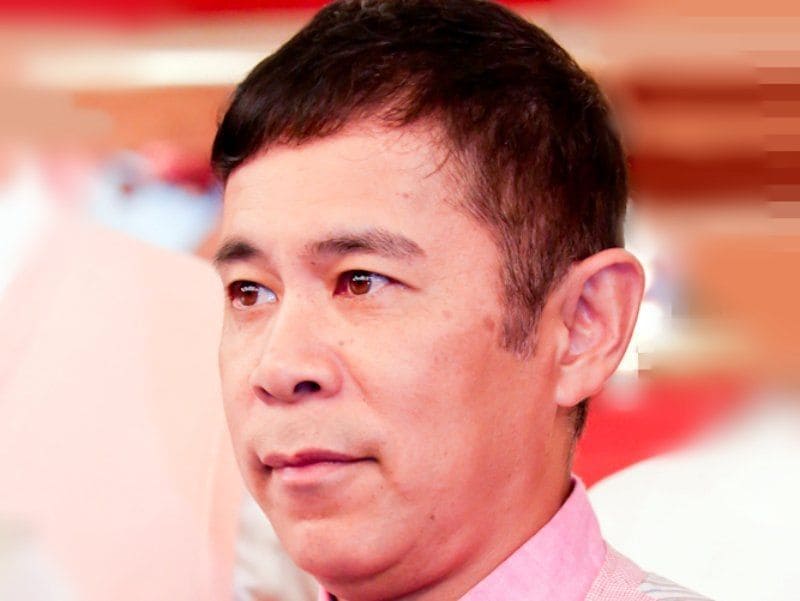 岡村隆史、ナイツ塙宣之の“規模が大きすぎるゴシップ”に仰天！衝撃ネタ元は…