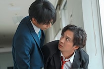 渡部秀＆齋藤璃佑W主演『キスは捜査のあとで』クランクアップ　互いに感謝「真っ直ぐさが眩しかった」「大好きです」