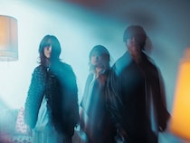あたらよ、新曲「魚」MV公開！ 曖昧な関係を歌ったノスタルジックな“夏曲”