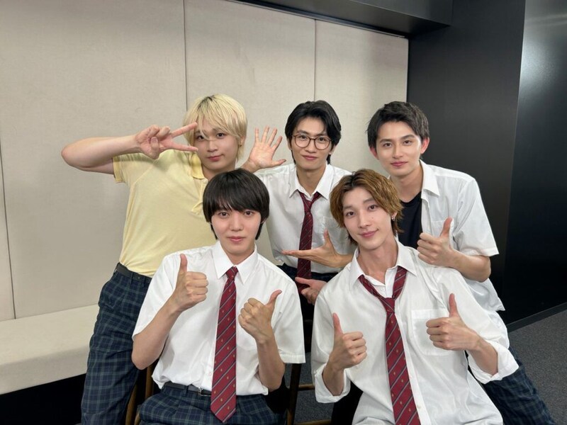 小泉光咲&四坂亮翔、ドラマ放送直前にインスタライブ 撮影オフショットは1000枚超