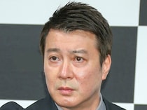 「なんで？」加藤浩次、岡村隆史の“紙スケジュール”でもらいスマホ撮影に驚き