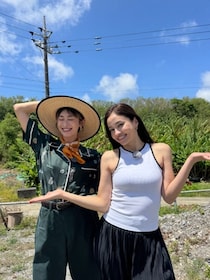 山田優×黒木メイサ、地元・沖縄で親友旅　山田家“70年以上熟成”の家宝・古酒をテレビ初公開