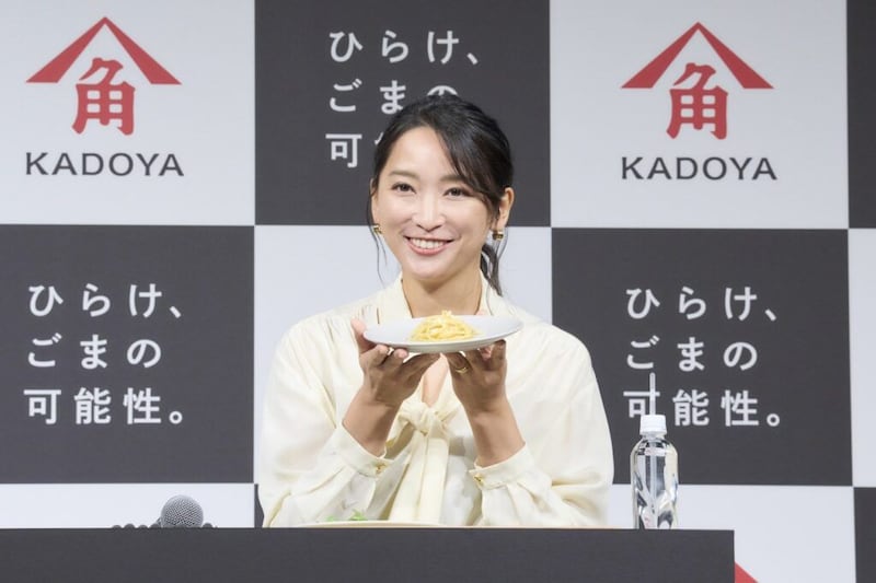 杏、料理好きの顔のぞかせカルパッチョ＆カルボナーラを実食「ものすごくコクを感じる」