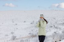 【医師監修】冬も紫外線対策は必要？サングラスの必要性も聞いてみました！