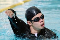 水泳は「度付きスイミングゴーグル」が便利！選び方やおすすめモデルを紹介