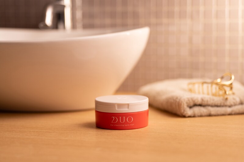 角版写真_DUO ザ クレンジングバーム ホットa