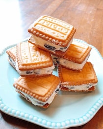 甘酸っぱさがたまらない♪手軽に作れる「レーズン」のお菓子