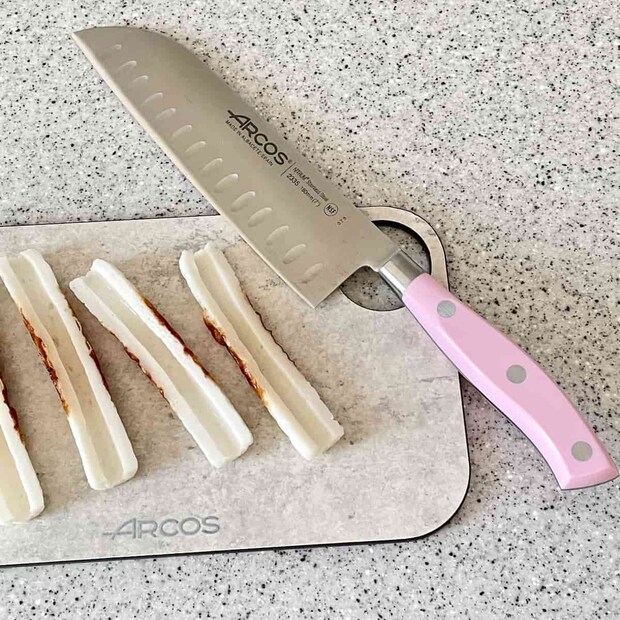 「ちくわとお餅の明太マヨピザ」レシピ