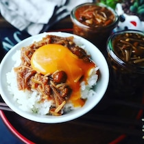 おいしくアレンジ！毎日でも食べたい「卵かけご飯」のアイデア