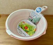 振って水切り！キャンドゥ「ザル・ボウル」でおいしいサラダ作り♪