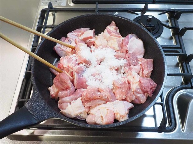 フライパン一つで鶏もも肉1㎏のポン酢煮