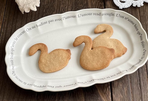 「全粒粉の薄焼きクッキー」レシピ