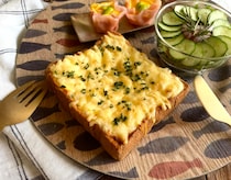 マヌルパンを食パンでアレンジ！沼るおいしさの「韓国風ガーリックトースト」