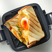 電子レンジでカリッ！「パリージュ レンジサンドメーカー」で手軽に絶品ホットサンド