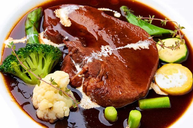 ノワ・ド・ココ「牛タンシチュー」