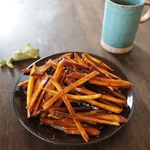 ポリポリ止まらな〜い♪フライパンで簡単「塩芋けんぴ」の作り方