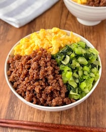 忙しい日もおまかせ！時短になる♪「10分どんぶり」レシピ