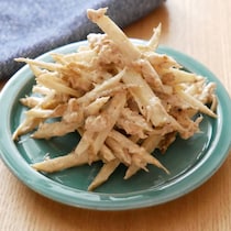 電子レンジでチンして和えるだけ！超簡単「ごぼうサラダ」の作り方