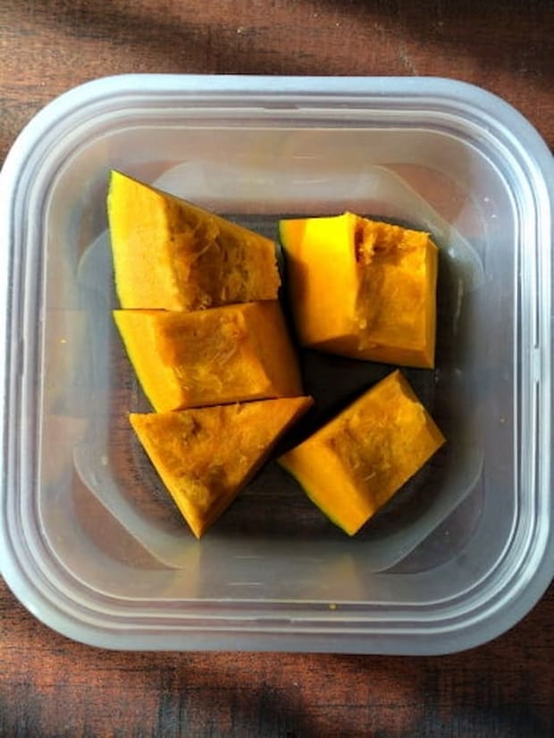 山本ゆりさんの「かぼちゃとオレオのケーキ」レシピ