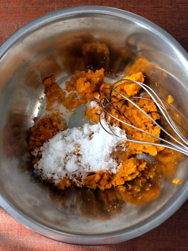 山本ゆりさんの「かぼちゃとオレオのケーキ」レシピ