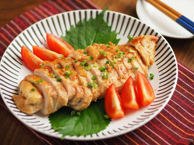 鶏むね肉の味噌漬け焼き