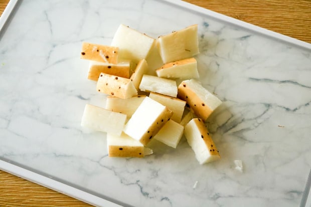 豚こま団子と長芋の黒酢あん