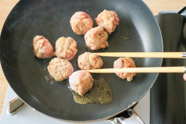 豚こま団子と長芋の黒酢あん